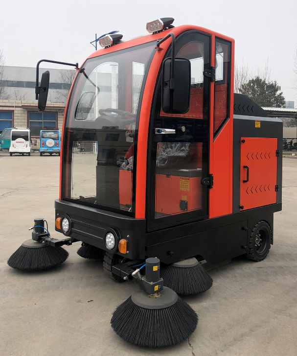 Driving Sweeper Industrial Road Sanitation Sweeper Electric Sweeper