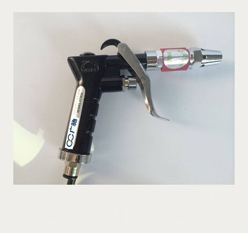 Electrostatic removal air gun, Electrostatic precipitator gun and ion air gun for removing substrate dirt and dust