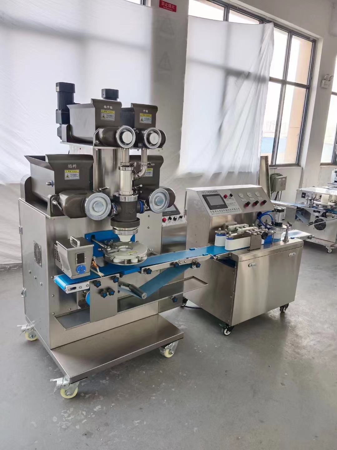 Jihan Jinxiangyu Mooncake Machine Colored Mooncake Pack Filling Plate Machine Cover Peach Mountain Skin Cake Production Line Equipment High Speed