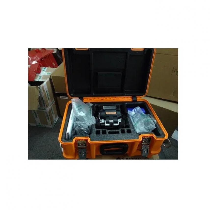 Intelligent single mode jumper optical fiber fusion splicer, tail fiber burning recognition fiber skin automatic fusion machine