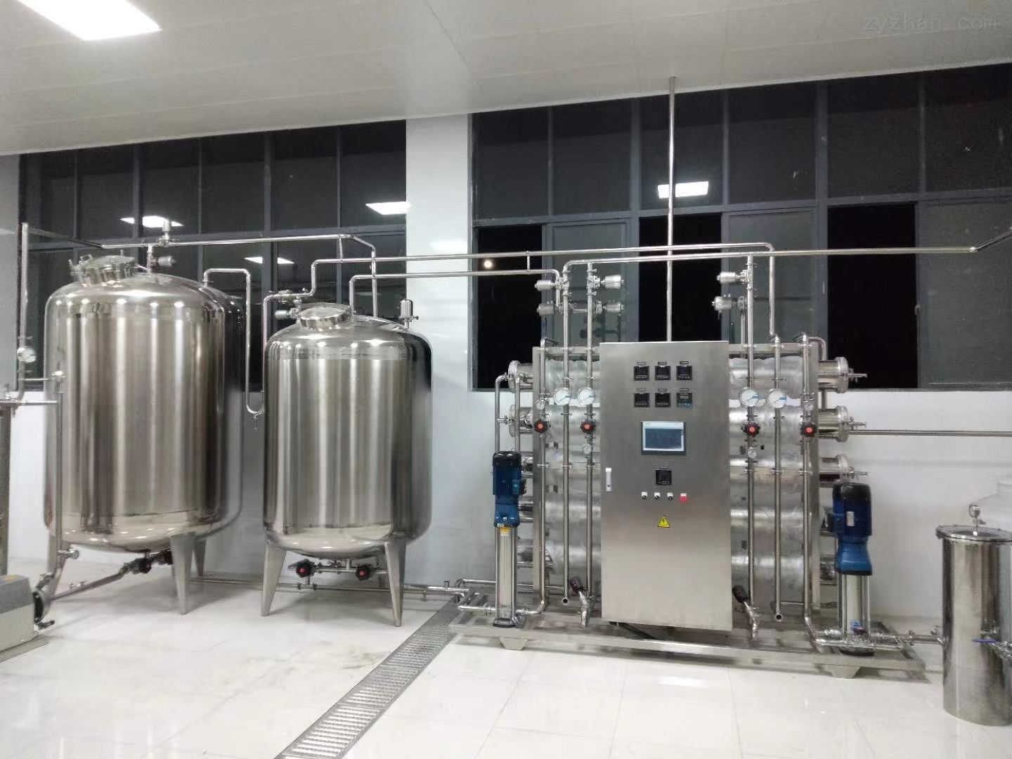 Source manufacturer's deionized water equipment, ultrafiltration equipment, reverse osmosis RO equipment, and pure water equipment are professionally customized