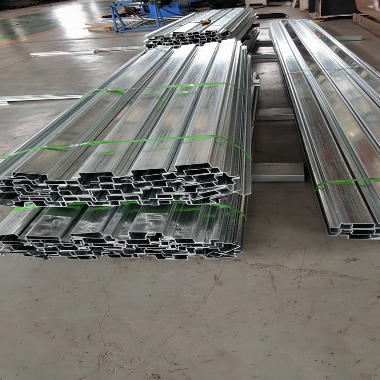 Customized development of groove tubes, argon arc welding design, stainless steel irregular P-shaped tube rolling mold