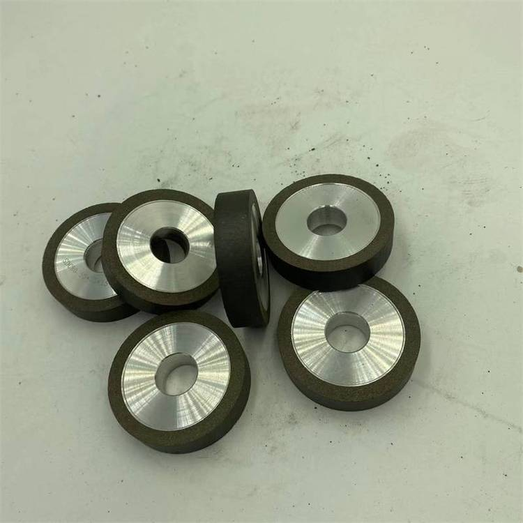 Grinding wheels for parallel resin diamond grinding of glass hard alloy ceramics