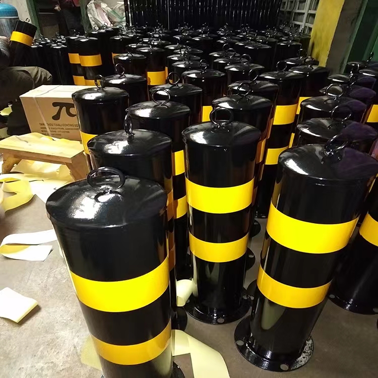 Yellow and black warning piles for village road isolation, buried reflective steel pipe warning columns, anti-collision columns, fixed isolation piles