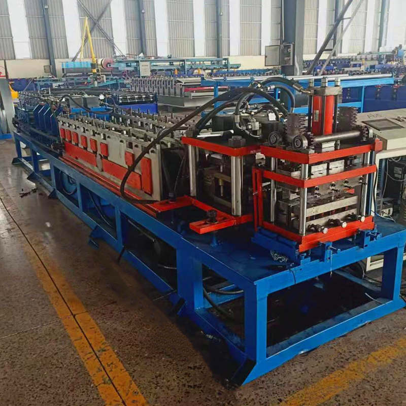 Color steel forming 600 type large square plate buckle machine equipment fully automatic fence plate forming machine