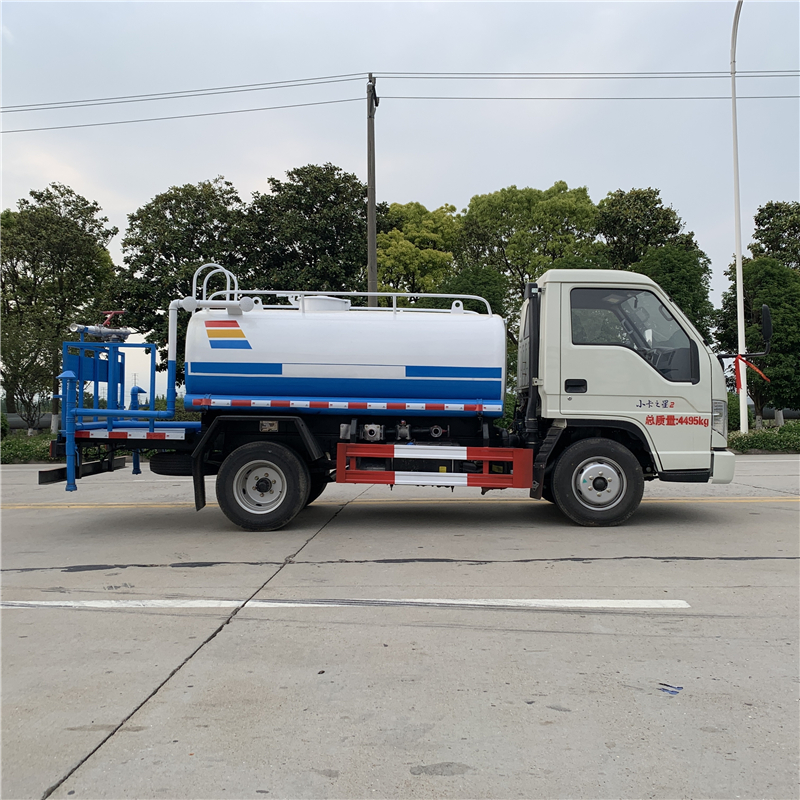 Guoliu Blue Brand 3-way Sprinkler Zhenchi Construction Site Dust Suppression Vehicle Futian Sprinkler Municipal Sanitation Road Surface Cleaning Sprinkler