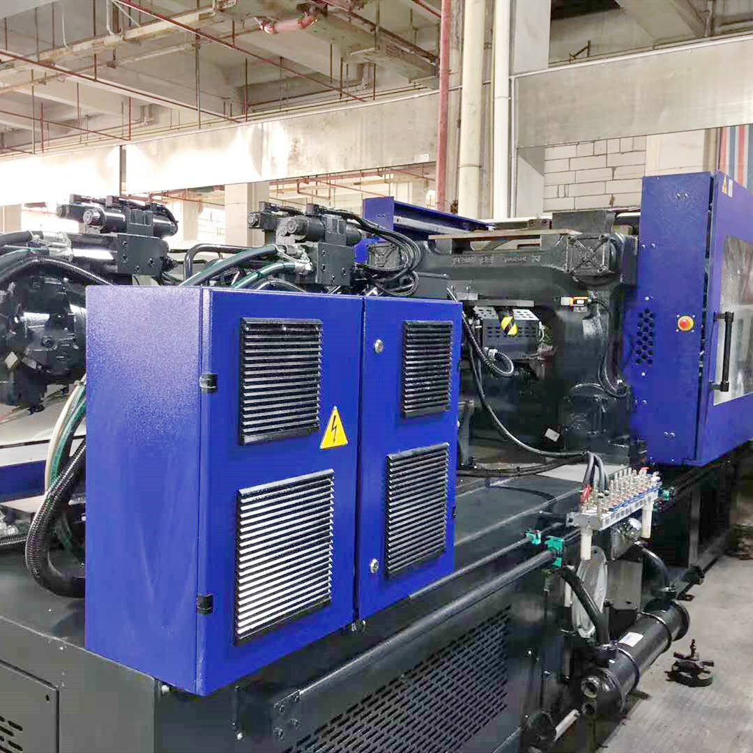 Sales of Haitian 360 tons dual color disc second-hand molding machine, rotating 1000 grams of rotary table, 800g horizontal injection molding machine