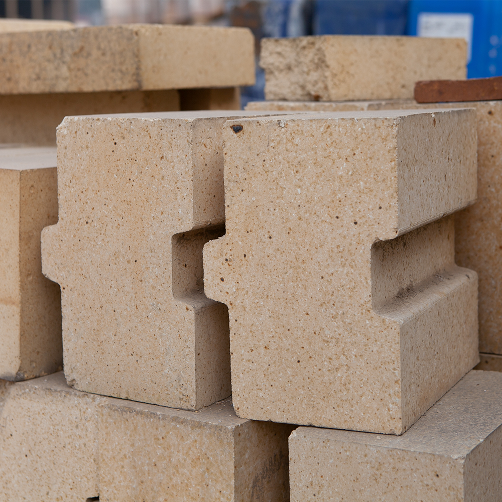 Customized profiled Fire brick, produced by the source manufacturer, are resistant to thermal shock and corrosion of high alumina bricks for high temperature furnaces