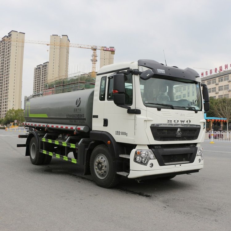 Guoliu Heavy Duty Truck Haowo Single Bridge 15 Square Sprinkler Truck 15 Ton Water Tank Truck Multifunctional Fog Cannon Sprinkler Truck Supports Customization