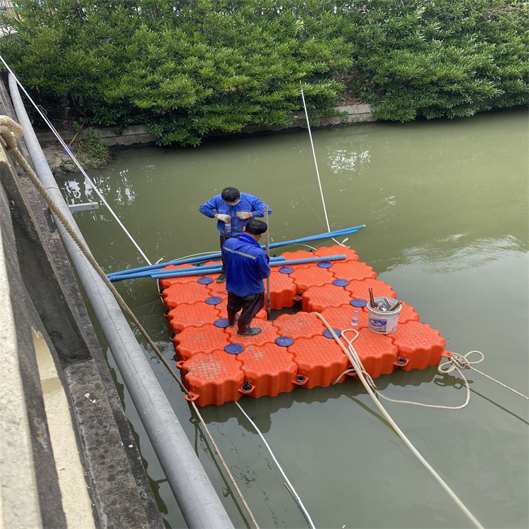 Outdoor water subject training platform, pontoon, Baitai floating bridge, plank path, floating box supply, high-quality and cost-effective