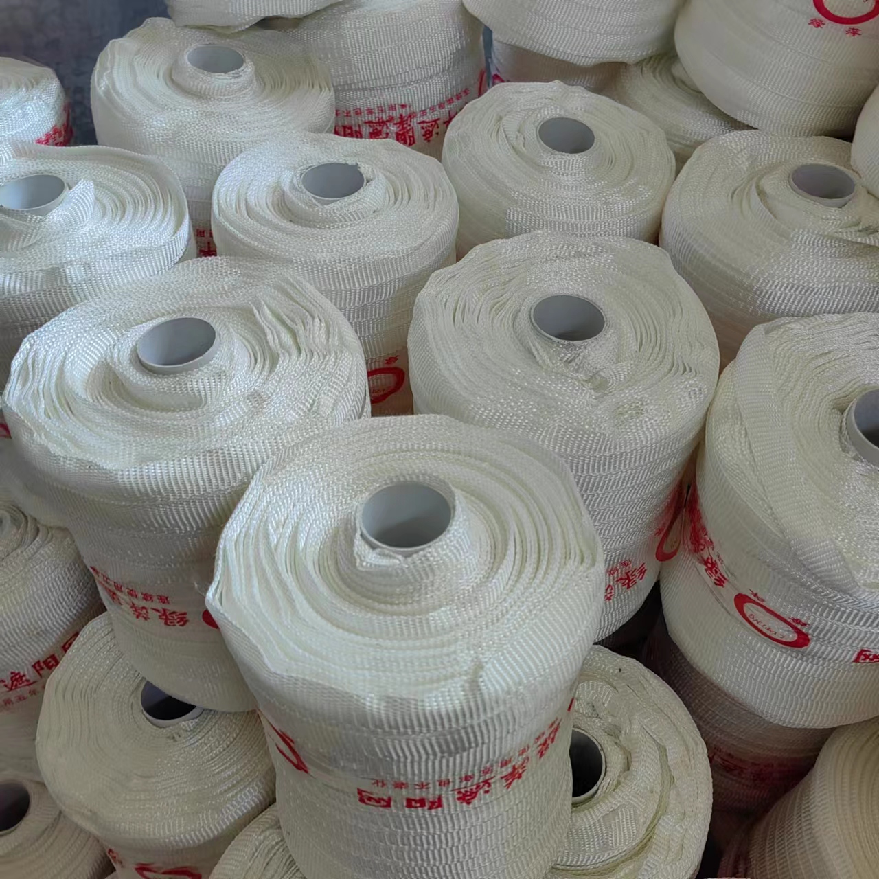 Manufacturer of polyester filament high-strength white pressure mold with pressure film rope for greenhouse accessories