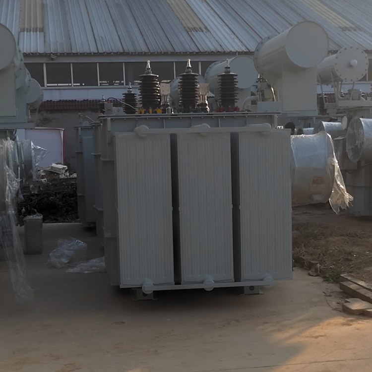 SZ11-2000KVA35±2×2.5/11KV有载调压三相变压器