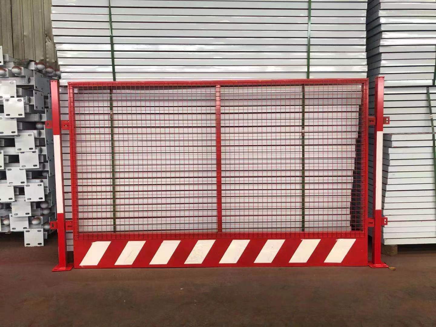 Giant Wave Foundation Pit Fence Net Construction Site Edge Protective Railing 1.2 * 2 meter Tower Crane Fence Anti Climbing