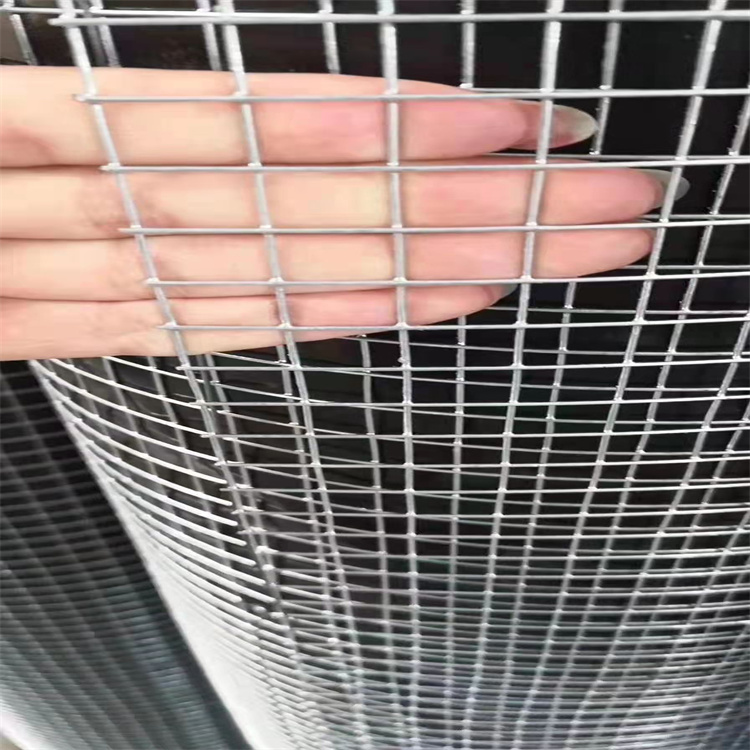 Welded galvanized mesh, steel wire mesh, galvanized welded mesh can be processed and customized by selected manufacturer Wan Xun