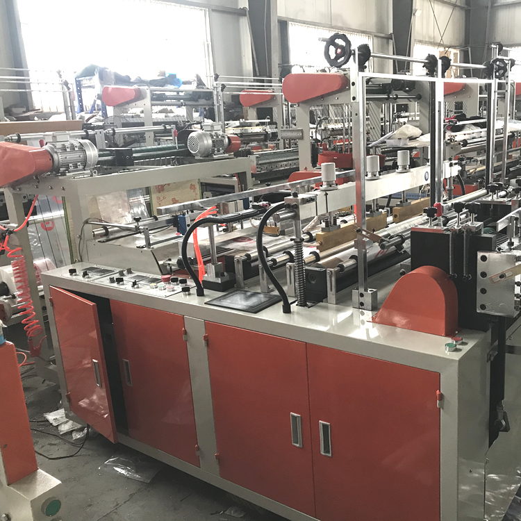 Tongzhuo fully automatic degradable material vest bag making machine, stable production, on-site installation and debugging