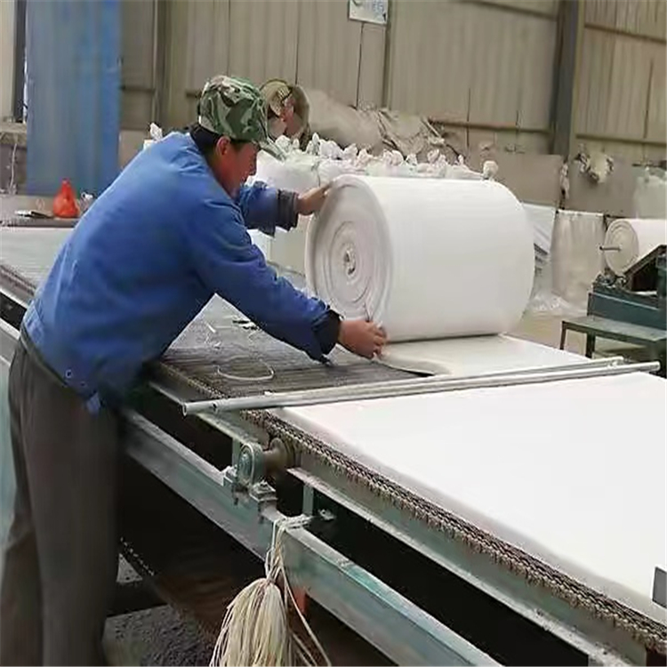 Zeyu Building Materials Wholesale Aluminum Silicate Needled Blanket Flexural Refractory Silicate Fiber Blanket