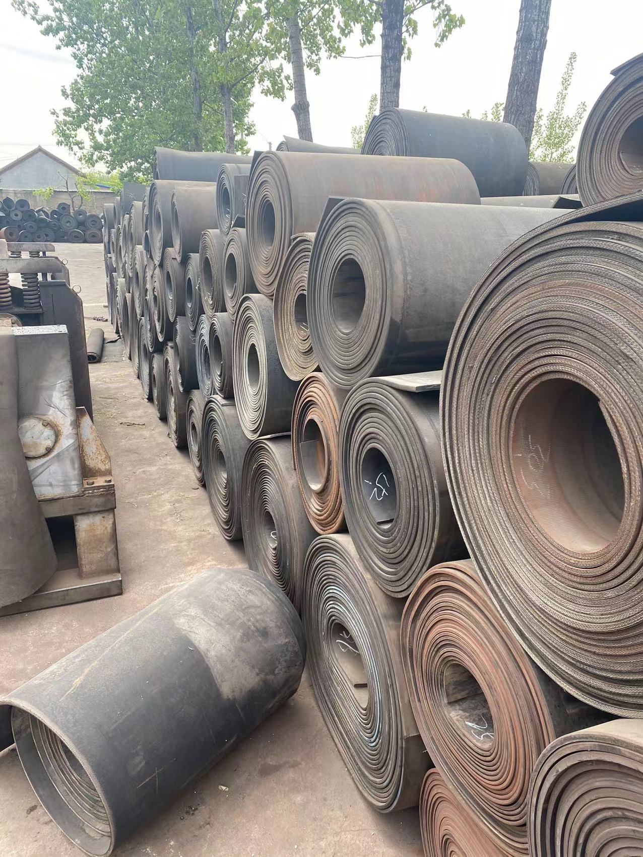 Various specifications of second-hand conveyor belts, nylon canvas, waste belts, rubber pads, old steel wire conveyor belts