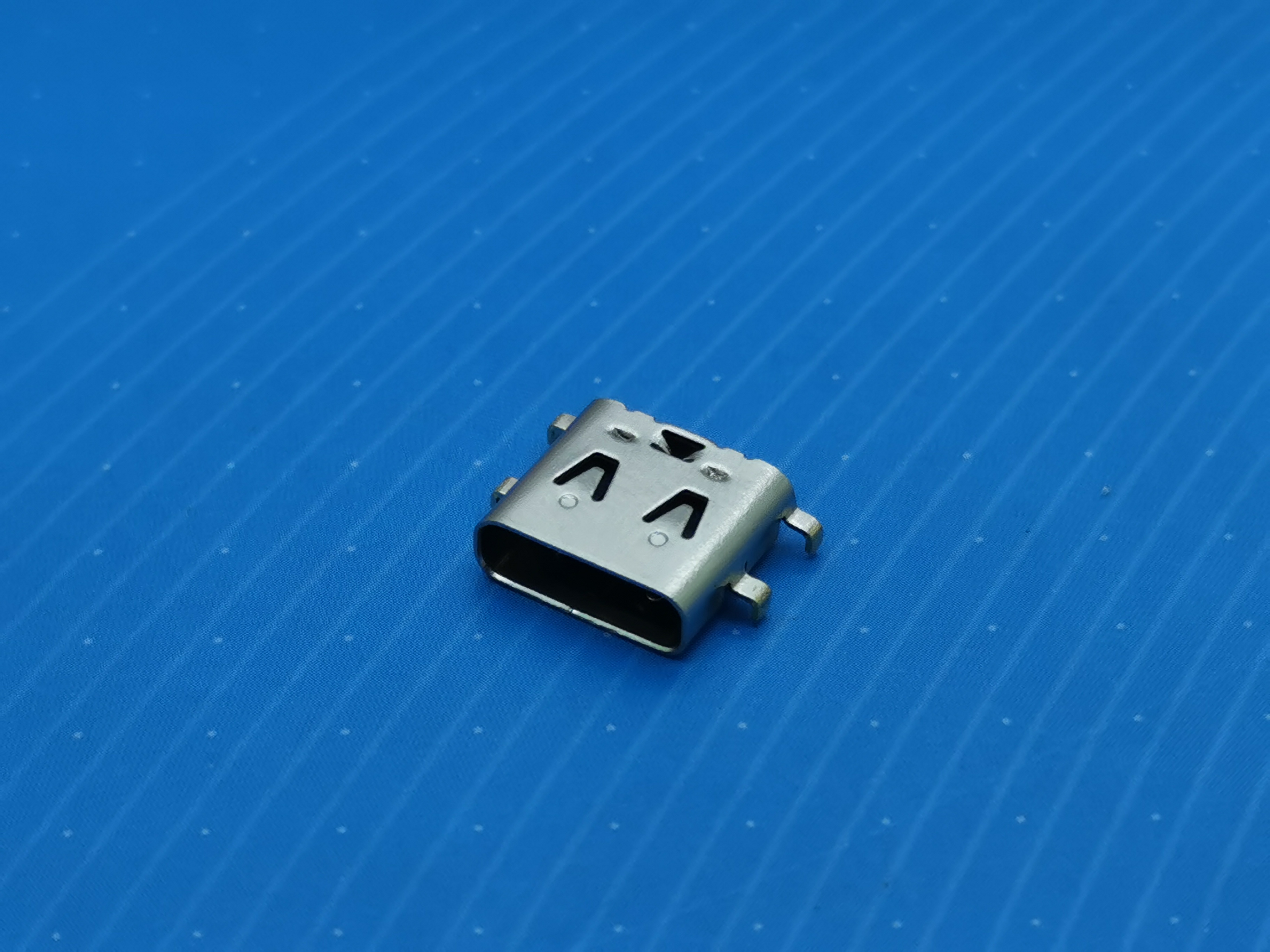 Xinfenglei Electronics New Launch USB Connector Interface TYPE C 12P Mother Seat Sink Plate