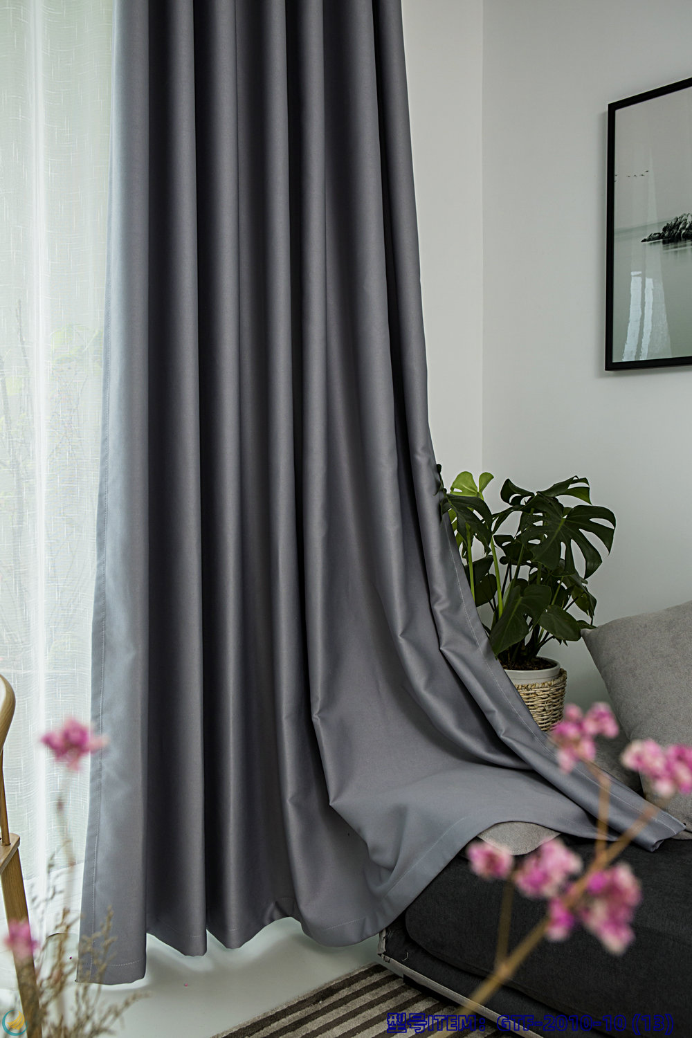 Yi Chuang Curtain Textile High Tavni Silk Spin Polyester Tavhan Silk Spin Double sided Same Color High Shading Engineering Home Decoration Curtain