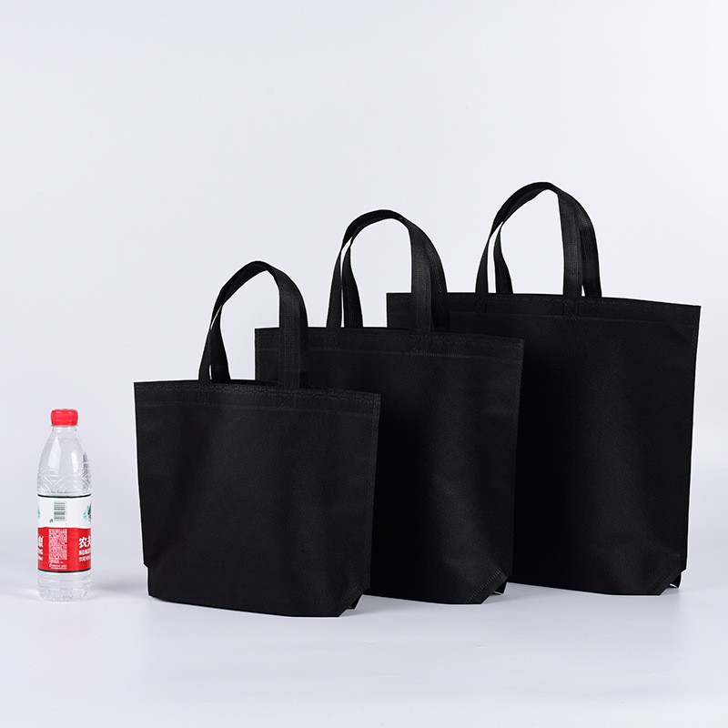 Handheld non-woven fabric bag, customized blank advertising, solid color foldable shopping bag, catering, disposable takeaway packaging bag