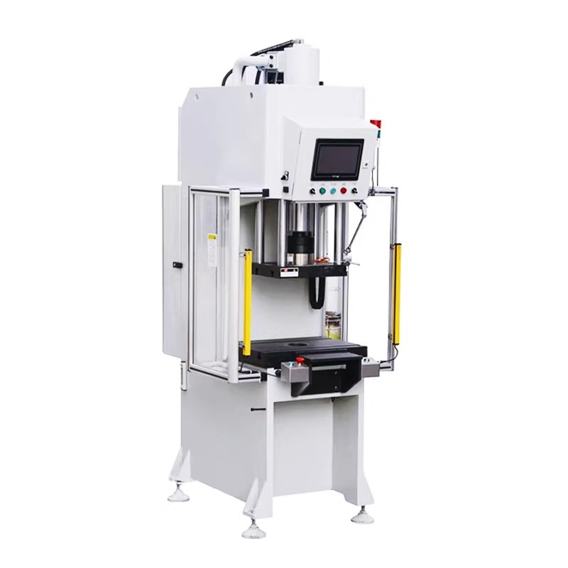 Dongcheng sells CNC precision oil press automotive parts, metal sheet hydraulic press, small servo press