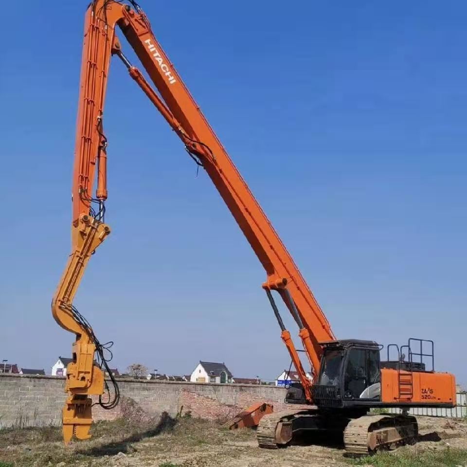 Modification of the Pile Driving Arm Driving and Pulling Machine of Yetong Heavy Industry Excavator to Photovoltaic Pile Vibration Hammer Hydraulic Pile Hammer