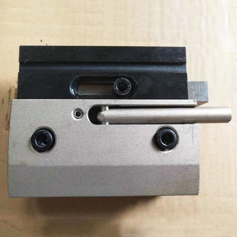 Baiyang Mechanical Quick Clamp Clamp Template Upper Die Applicable to Bending Machine Non standard Custom Wear resistant Durable