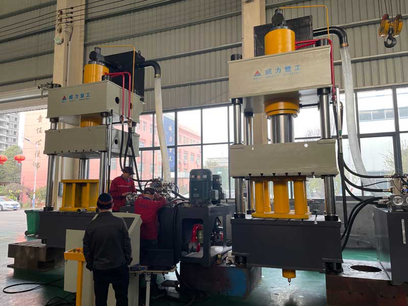 400 tons of metal product pressing and forming hydraulic press YW32-400T three beam and four column hydraulic press