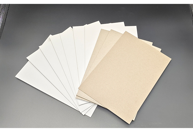 Grey background white cardboard, smooth on one side, white 350g white cardboard packaging paper, clothing plate printing, inner lining paper