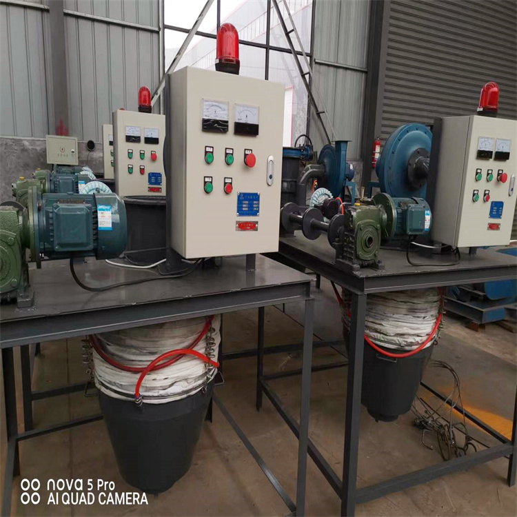 The specifications of the dust-free ash unloader for the tank car of the bulk machine at the bottom of the silo are complete, and the bulk machine at the bottom of the dry ash silo is complete