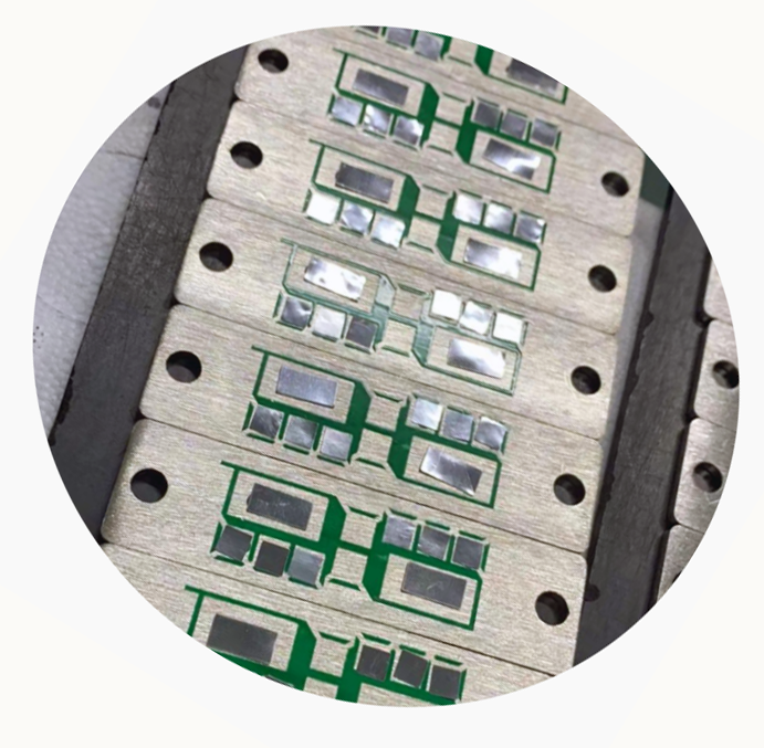 Micro eutectic furnace with high vacuum and low cavity volume, small morning standing electron positive and negative pressure