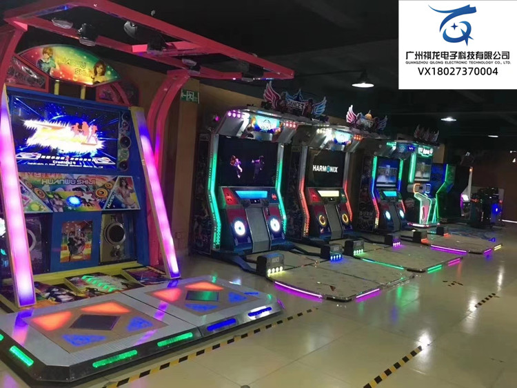 Qilong Video Game City Dancing Cube Double Dance Machine Large Body Sense Game Machine Dancing Century Game Hall Equipment