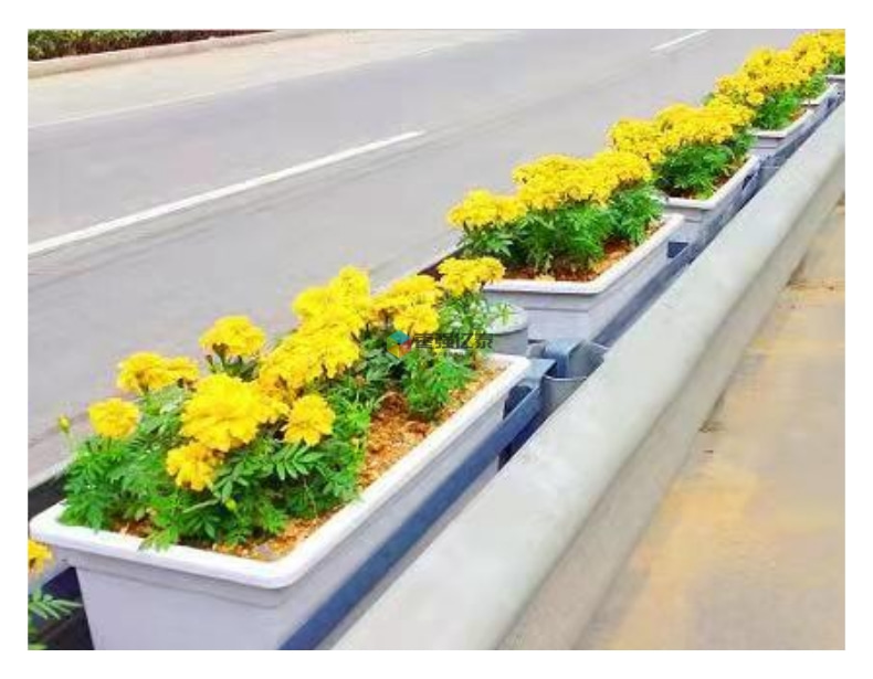 Yitai FRP flowerpot rectangular Viaduct greening 600 * 350 * 400mm wall thickness 3mm