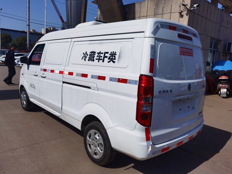 Guoliu Blue Brand Jinbei New Sea Lion Bread Refrigeration Truck Drug Cold Chain Truck Manufacturer Ice Cream and Ice Cream Delivery Truck