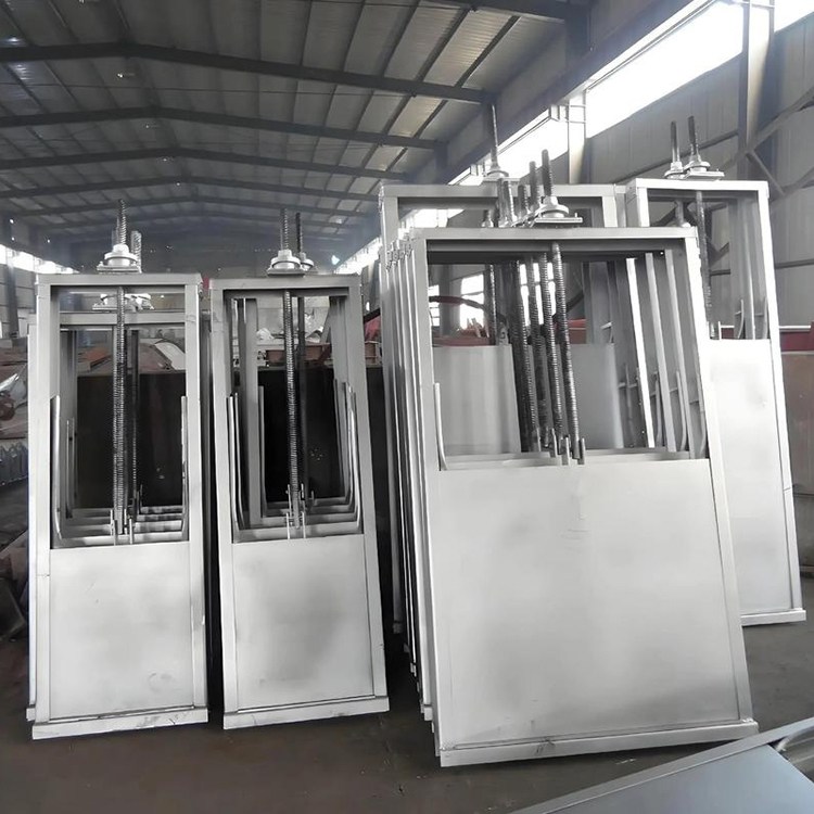 工程建设 钢制平面滑动方闸门 机闸一体钢闸门厂家 抗老化