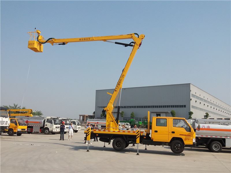 Jiangling Straight Arm Aerial work platform - Blue Label Elevator Climbing Vehicle - Aerial Work Engineering Lease