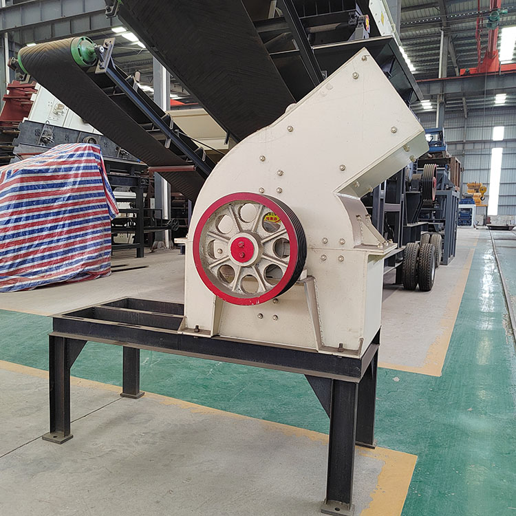 Tianyouchen basalt sand making machine provides various specifications of limestone crusher with adjustable strength hammer crusher