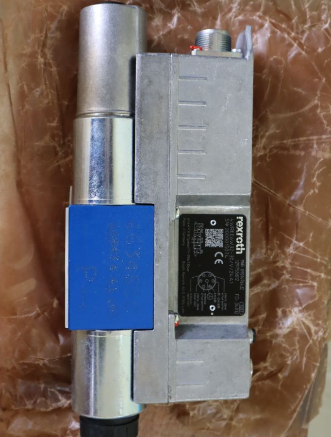4WREE6W32-3X/V/24A1 R901496432 德国力士乐REXROTH比例阀