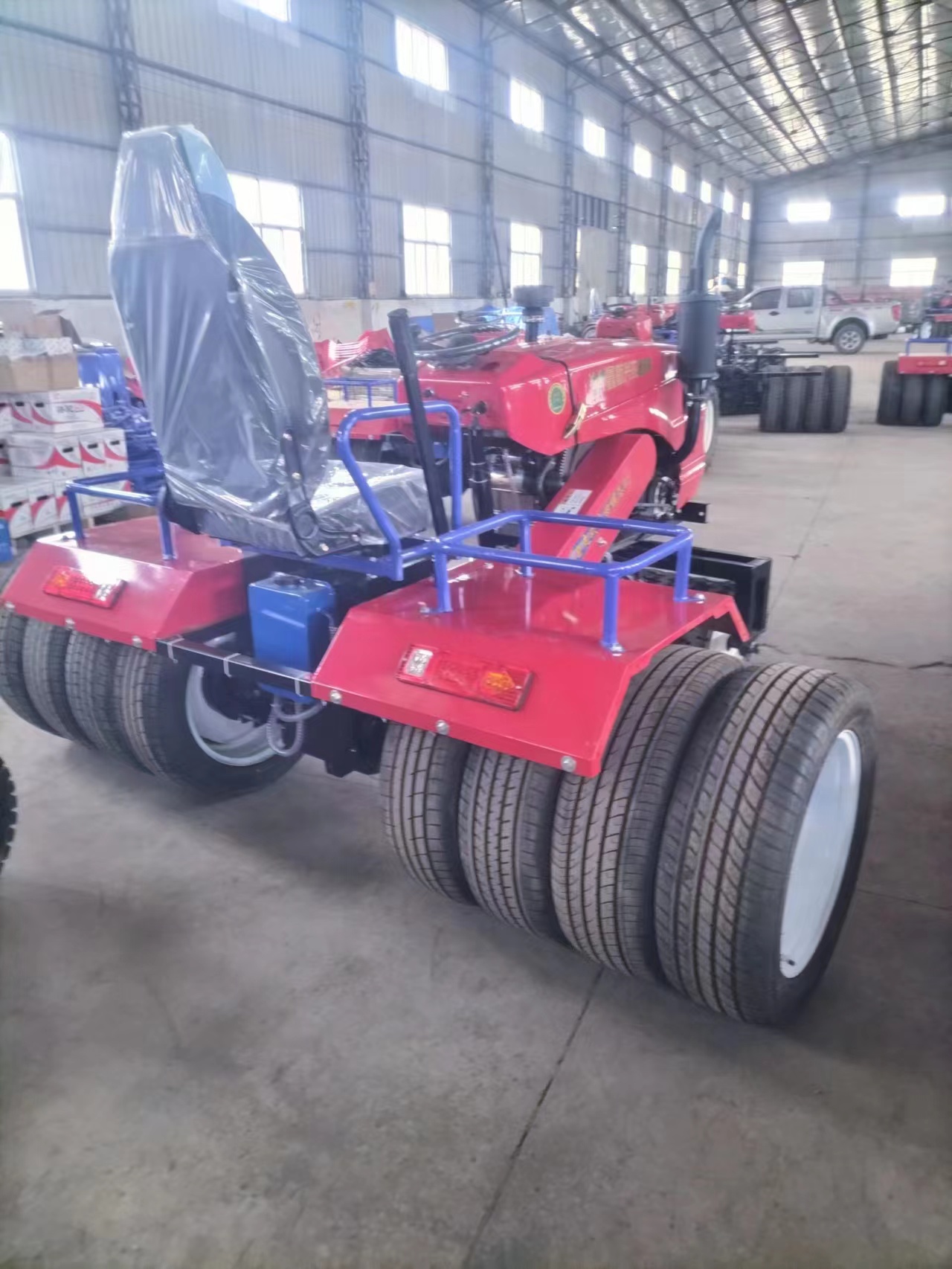 Self propelled wheat compactor, diesel driven ballast press with adjustable width