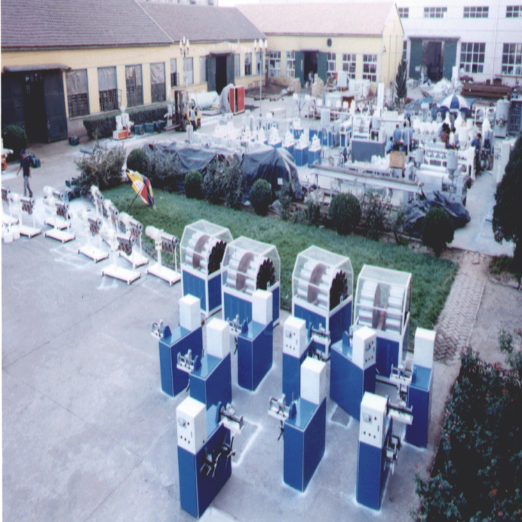 Tenghai Garden Pipe Equipment PVC Fiber Reinforced Flexible Pipe Production Line Extruded Flexible Pipe