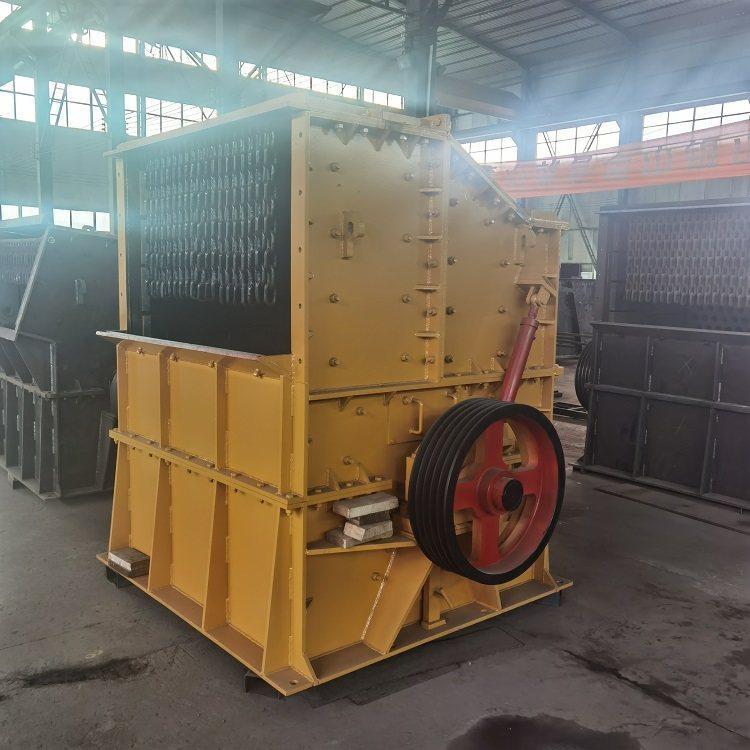 Sand and gravel aggregate box crusher 800, with an hourly output of 30 tons, shipped nationwide to Guangxin Machinery