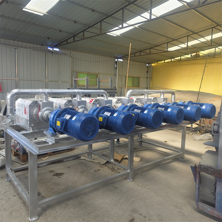 Microfiltration type solid-liquid separator, Chengyu sweet potato residue dehydration and treatment machine, 200 type chicken manure squeezing machine