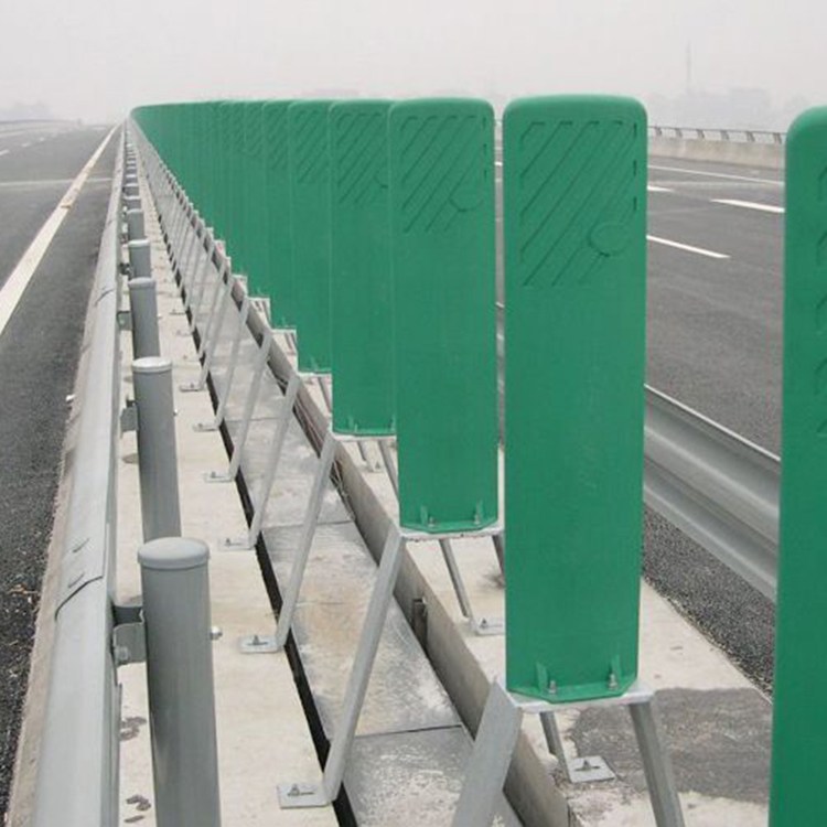高速公路玻璃钢防眩板 制作标志牌 树叶型道路隔离栏 里程碑