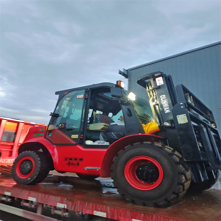 Off road forklift Olyman 5-ton H50, with a vehicle height of 2.16 meters and a lifting height of 4.1 meters