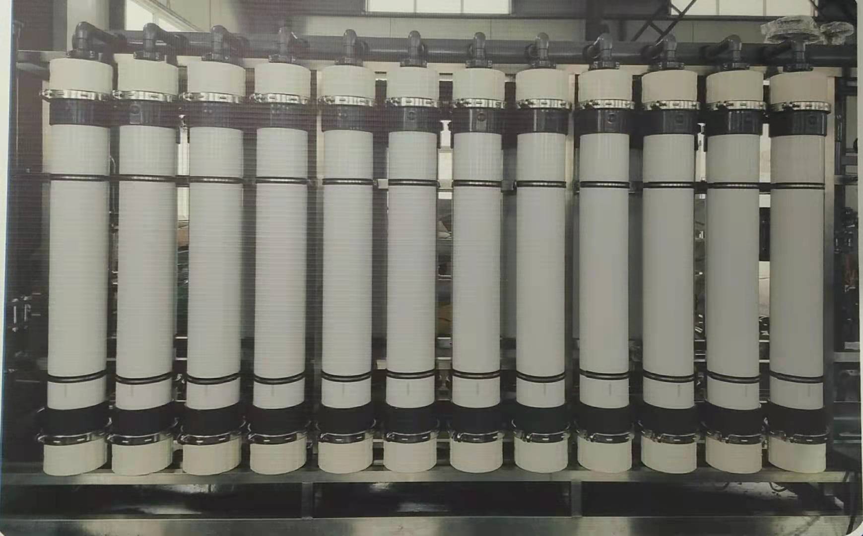 Hollow fiber membrane, ultrafiltration membrane components, external pressure ultrafiltration membrane, column ultrafiltration