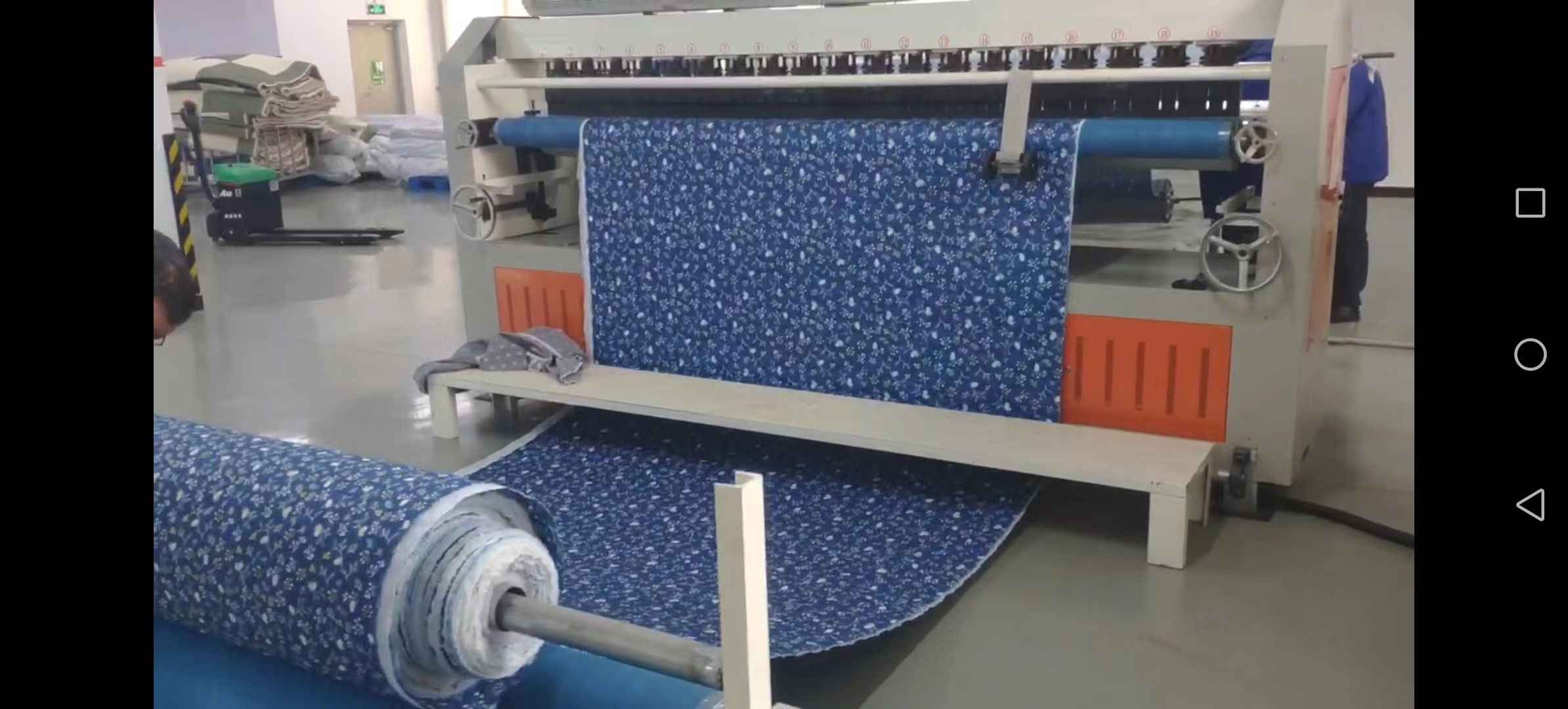 Ultrasonic air conditioning quilt sewing and blooming machine blanket embossing composite machine edge pressing and pleating cotton machine quilt processing equipment