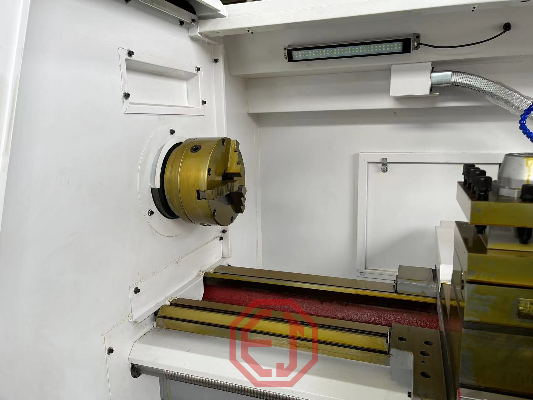 Two machine tool CK6166 CNC lathe metal cutting high-precision integrated bed