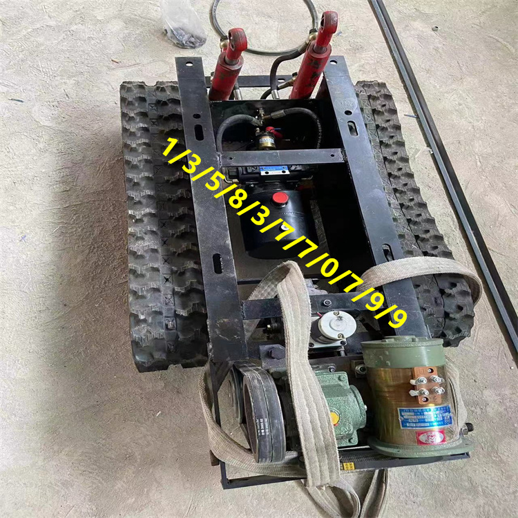 Crawler road cutting machine, road cutting, self-propelled diesel version, remote control cutting equipment for small craftsmen