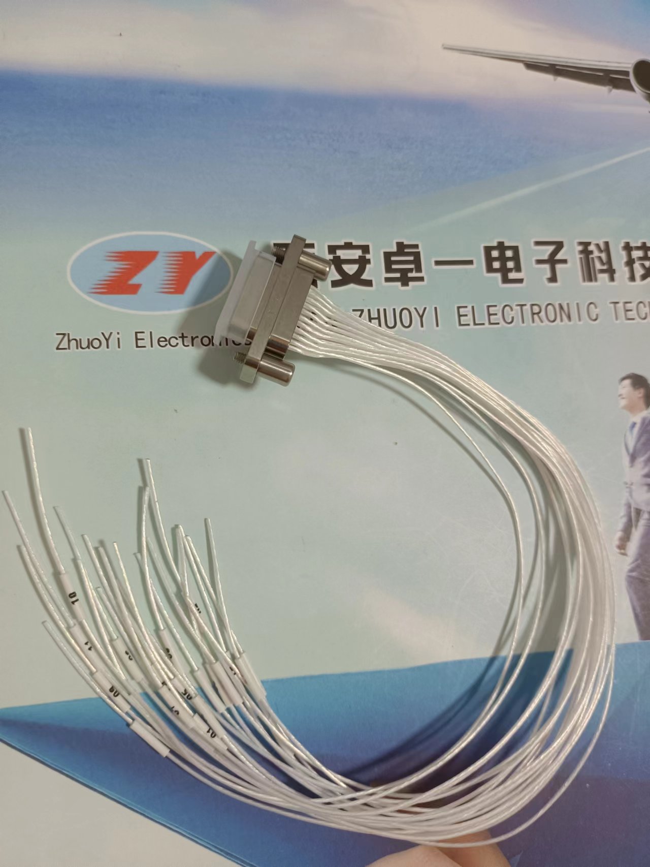 Zhuoyi ZY micro rectangular electrical connector 66 core J30J-66ZKN aerospace socket, with customizable wire length