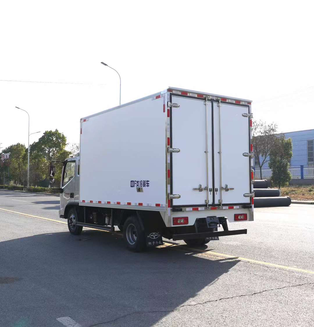 Futian Aoling 4-meter Small Refrigerated Truck Fruit and Vegetable Frozen Food Delivery Truck Can Be Equipped with Meat Hook